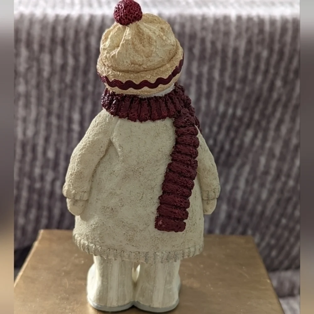 Vintage Snowperson With Boots,‎ Hat And Scarf Neutral Colors Resin Figurine 5